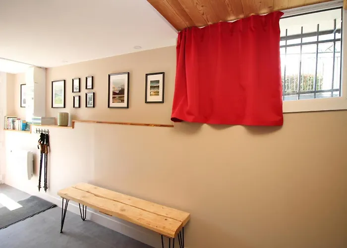 Appartement Le Mont-dore, T3 Rénové Avec Jardin Privé Et Parking, Accès Wifi - Fr-1-608-37 *