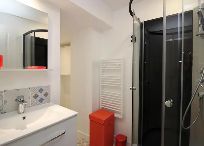 Le Mont-dore, T3 Renove Avec Jardin Prive Et Parking, Acces Wifi - Fr-1-608-37